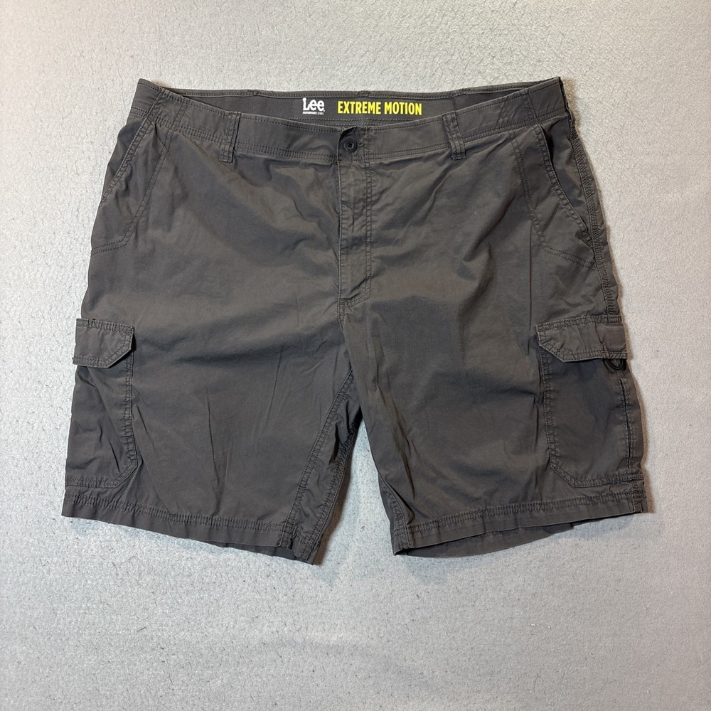 Lee Extreme Motion Cargo Shorts Men Gray Size 46 Big /Tall